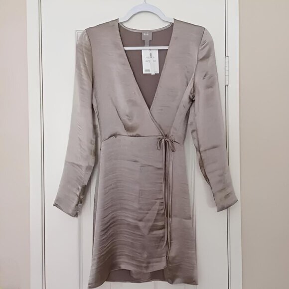 ASOS Design Satin High Shine Wrap Mini Dress Mink Size 4 NWT - Picture 6 of 13